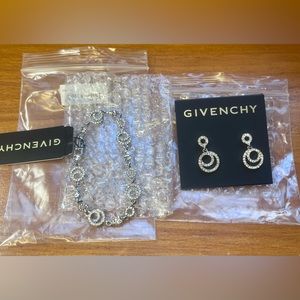 2 PC Set! Givenchy Bracelet & Earrings Set 💎